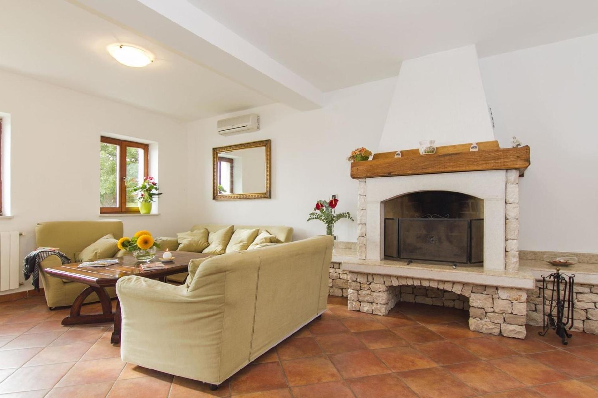 Ferienhaus Mit Privatpool Fuer 8 Personen Ca 220 Qm In Skitaca, Istrien Bucht Von Rasa Exterior photo